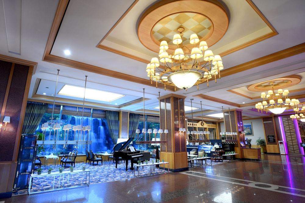 Jeju Oriental Hotel & Casino Exterior photo