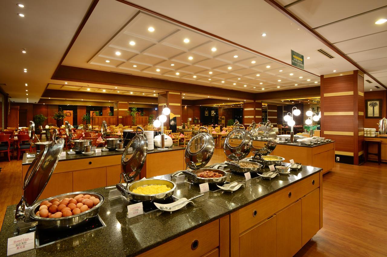 Jeju Oriental Hotel & Casino Exterior photo