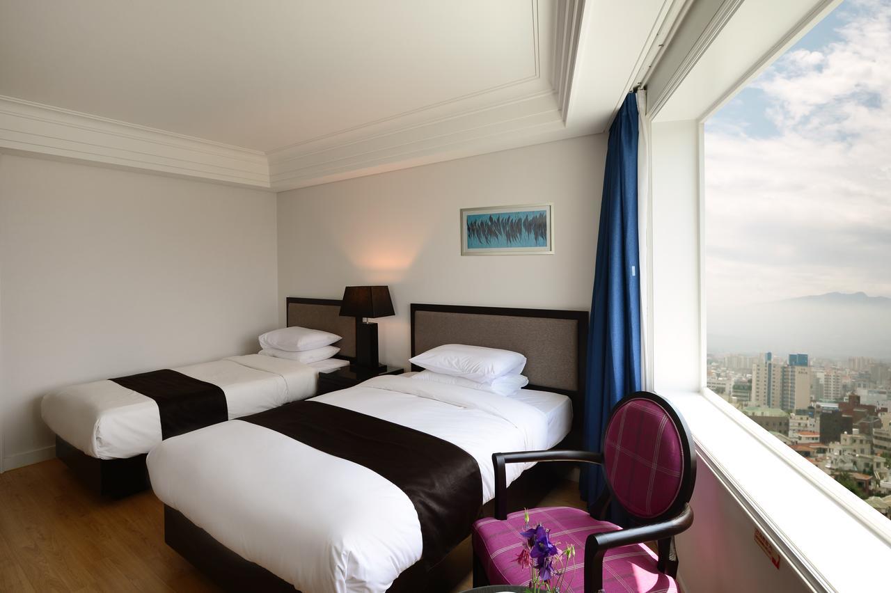 Jeju Oriental Hotel & Casino Exterior photo