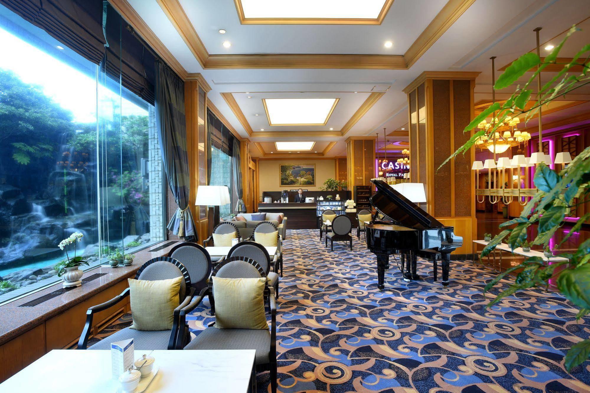 Jeju Oriental Hotel & Casino Exterior photo